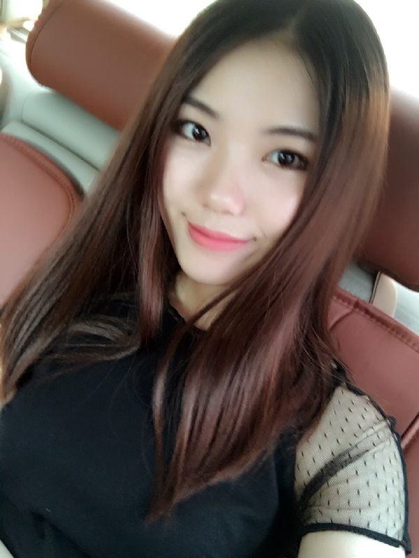 盛开的花朵的第二张照片--贵港相亲服务中心