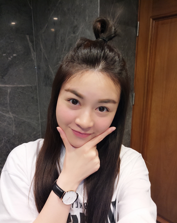 苹果味的第一张照片--贵港相亲服务中心