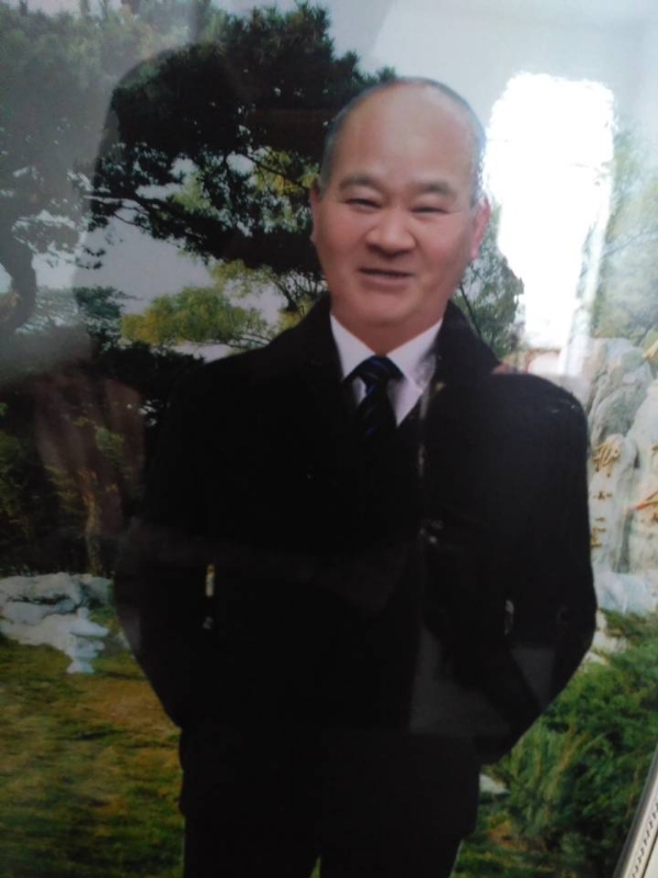 老方丈的第一张照片--贵港相亲服务中心