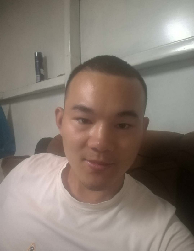 小強。。的第一张照片--贵港相亲服务中心