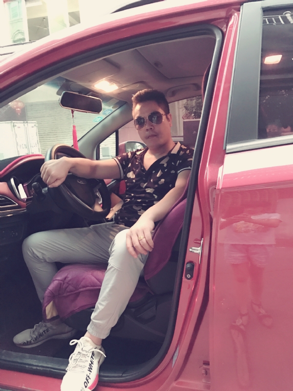 浩的第一张照片--贵港相亲服务中心