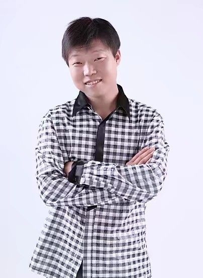 碧海升明月的第一张照片--贵港相亲服务中心