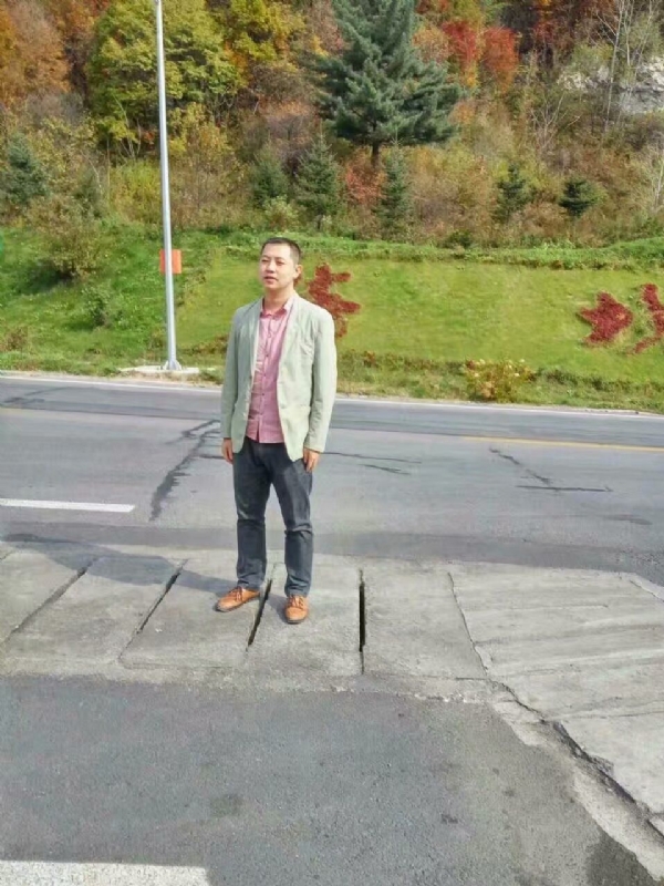 杨小雨的第一张照片--贵港相亲服务中心