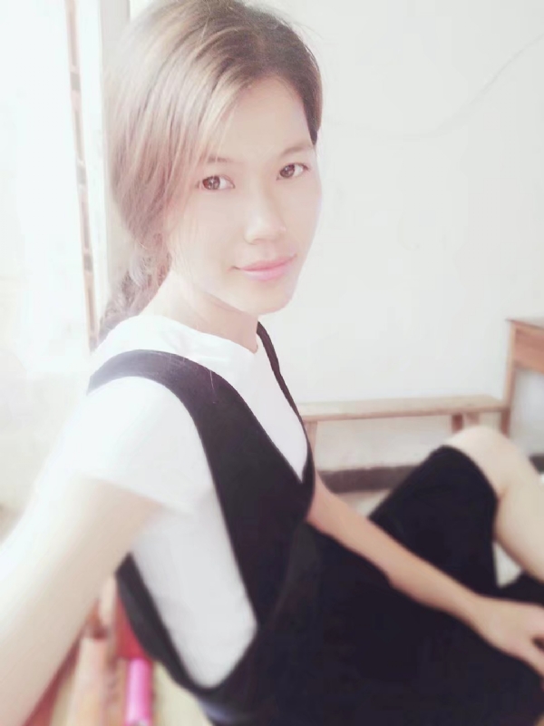 婷婷的第一张照片--贵港相亲服务中心