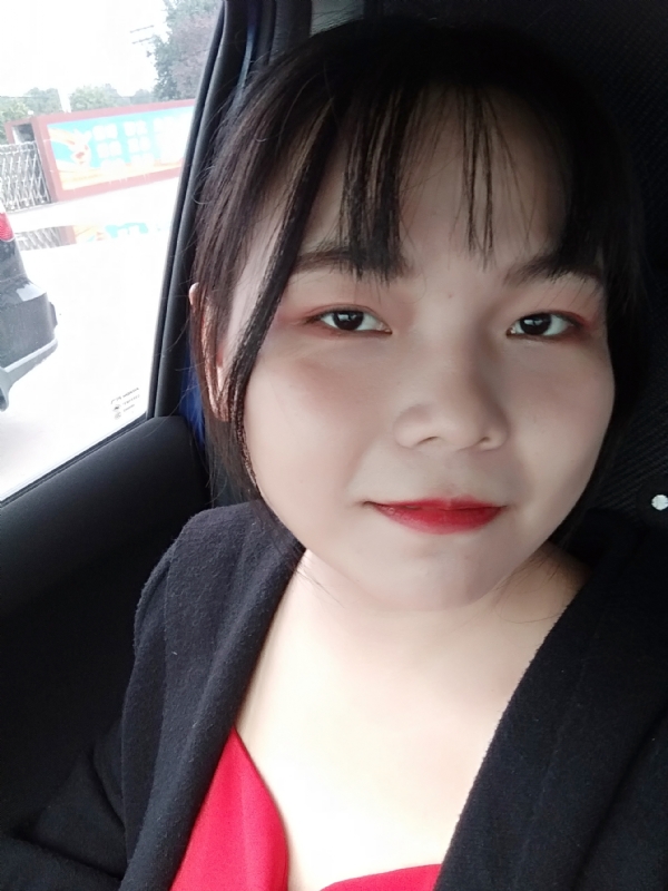 小五同学的第一张照片--贵港相亲服务中心