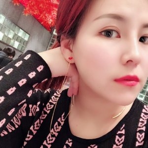 薇薇的第一张照片--贵港相亲服务中心