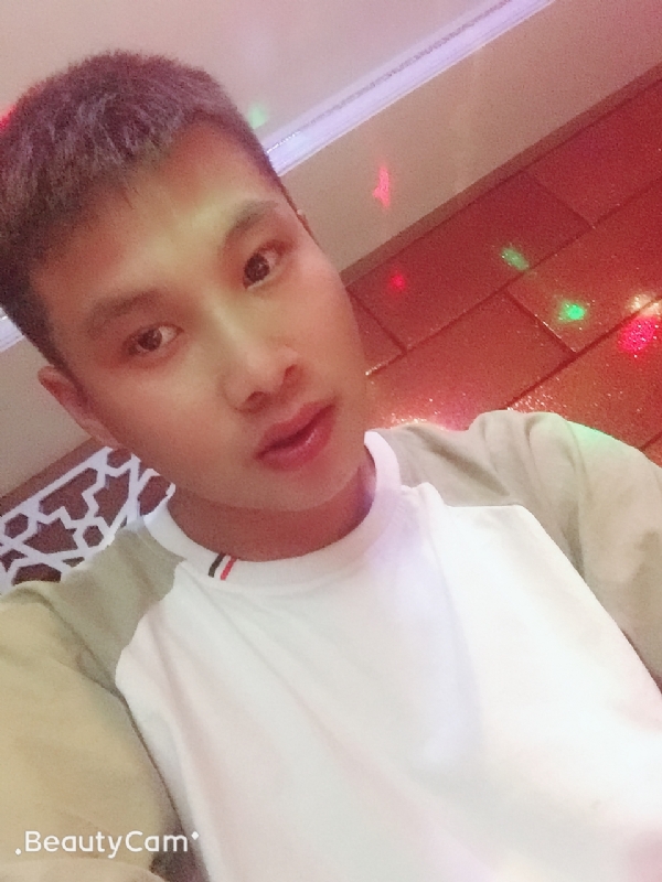 阿锋的第一张照片--贵港相亲服务中心
