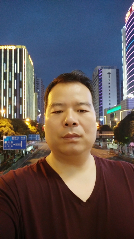 相爱一辈子的第一张照片--贵港相亲服务中心