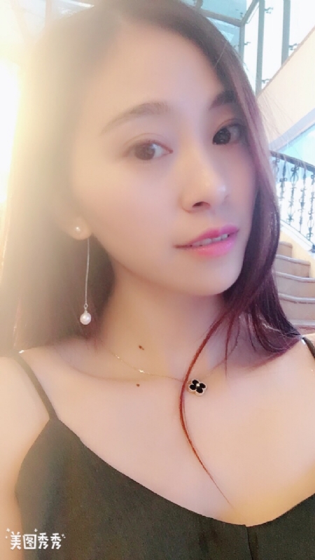 隨風的云的第一张照片--贵港相亲服务中心