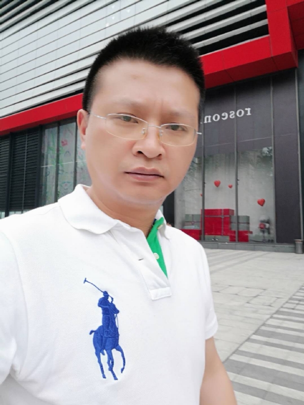 硬汉的第一张照片--贵港相亲服务中心