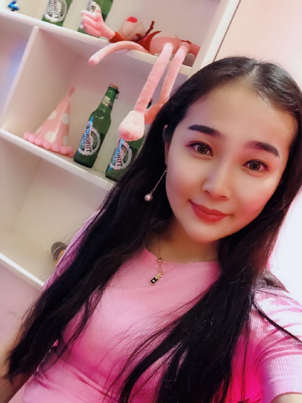 李雨菲的第一张照片--贵港相亲服务中心