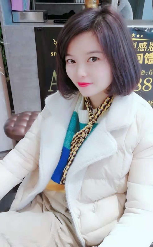 认真的雪的第一张照片--贵港相亲服务中心