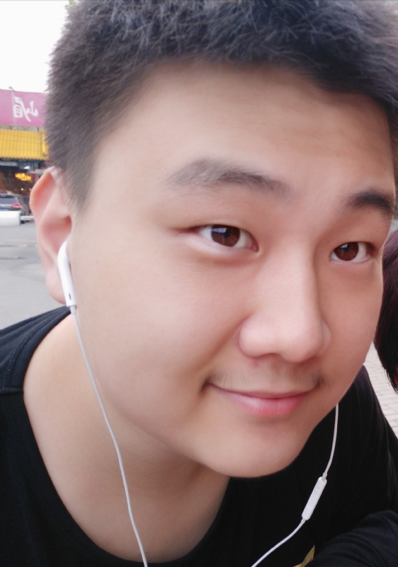 枫叶的第一张照片--贵港相亲服务中心