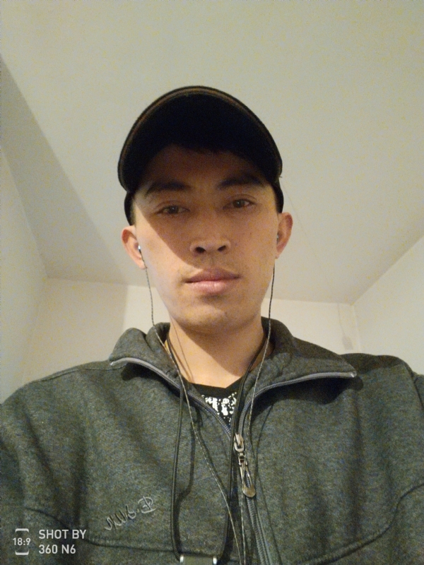 爱你一万年的第一张照片--贵港相亲服务中心