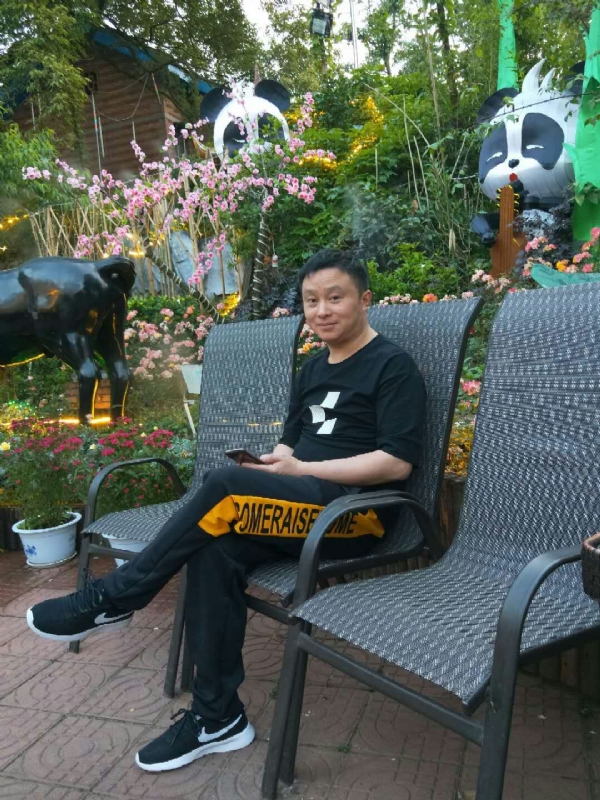 想家的第一张照片--贵港相亲服务中心