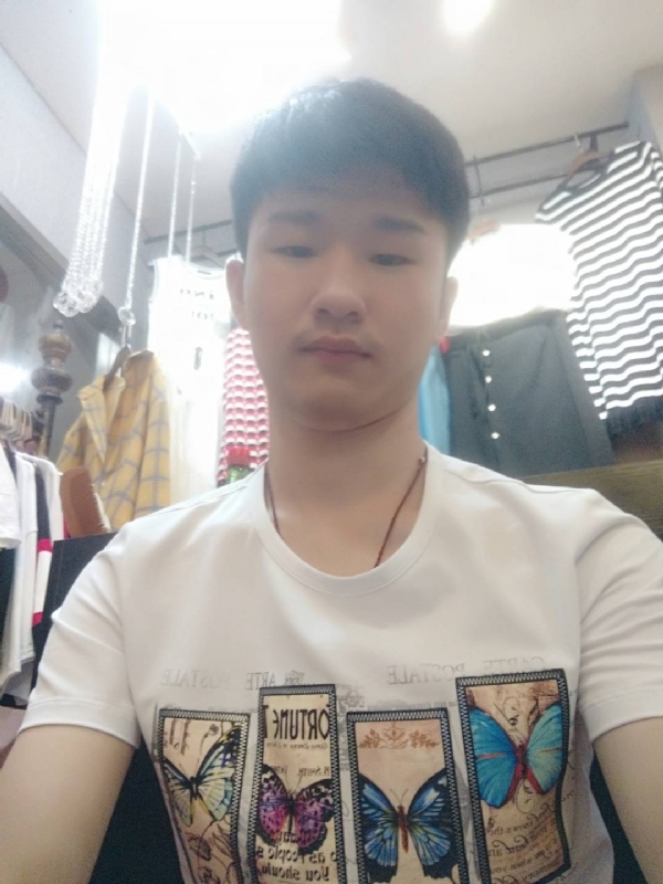 许你一世的第一张照片--贵港相亲服务中心