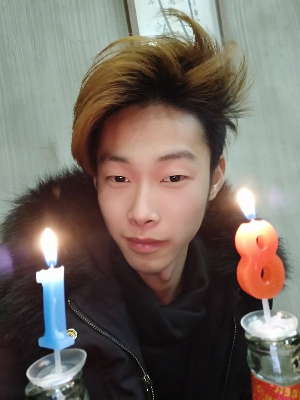 渣男的第一张照片--贵港相亲服务中心