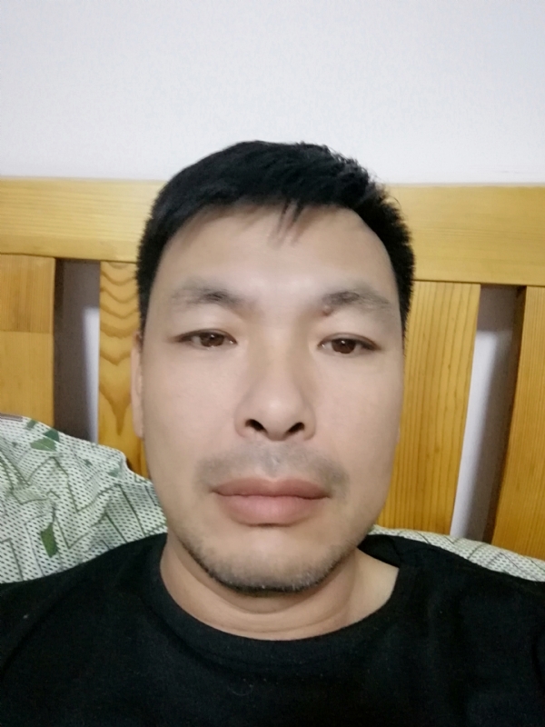 不爱当牛的第一张照片--贵港相亲服务中心