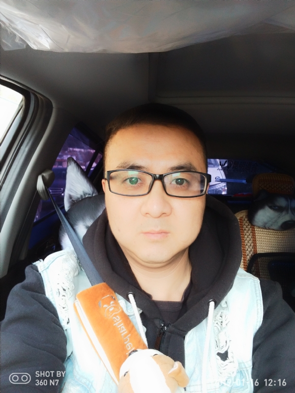 香烟最懂男人心的第一张照片--贵港相亲服务中心