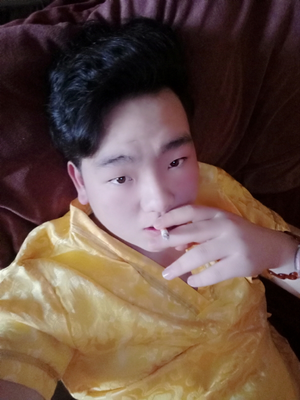 有心无力的第一张照片--贵港相亲服务中心