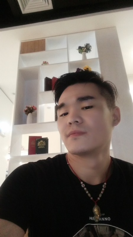 涵博随缘的第一张照片--贵港相亲服务中心