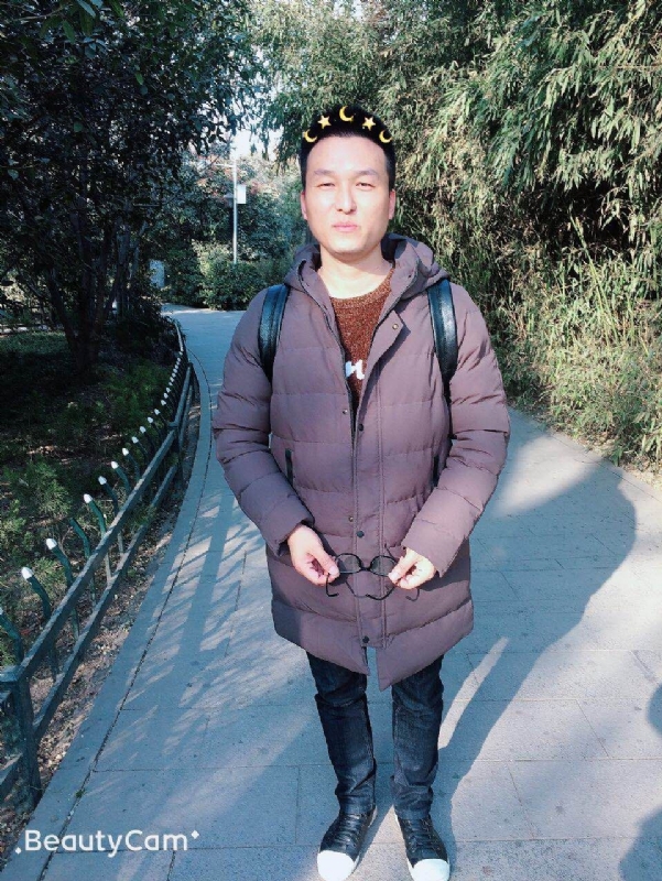 马儿的第一张照片--贵港相亲服务中心