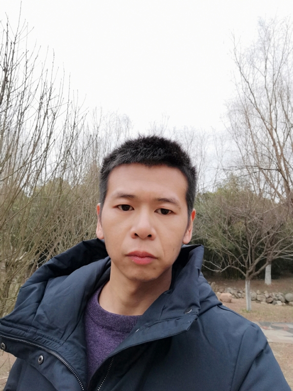 寞峰的第一张照片--贵港相亲服务中心