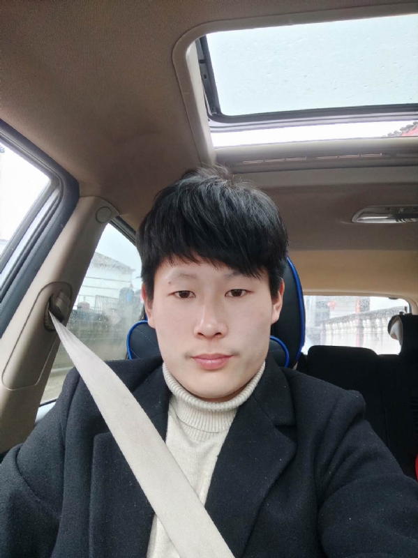 少年的第一张照片--贵港相亲服务中心