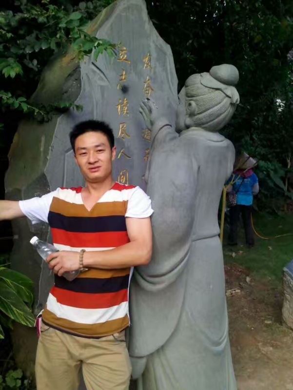 相依相伴的第一张照片--贵港相亲服务中心