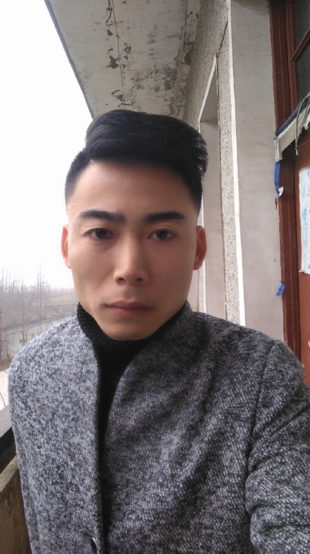 谁伴我闯荡的第一张照片--贵港相亲服务中心