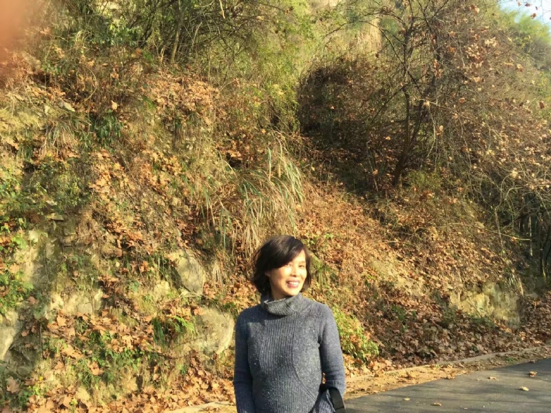 蠢蠢的第一张照片--贵港相亲服务中心