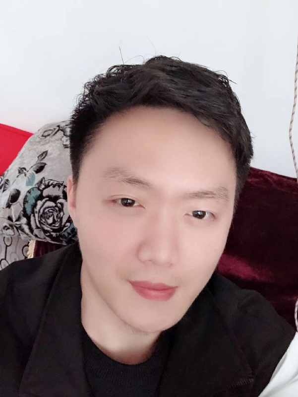 执迷的鲸鱼的第一张照片--贵港相亲服务中心