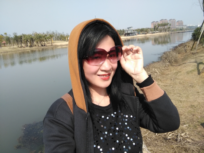 雅寻的第一张照片--贵港相亲服务中心