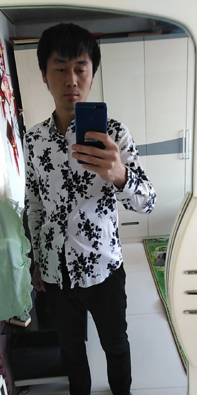 兰若寺里的书生的第一张照片--贵港相亲服务中心