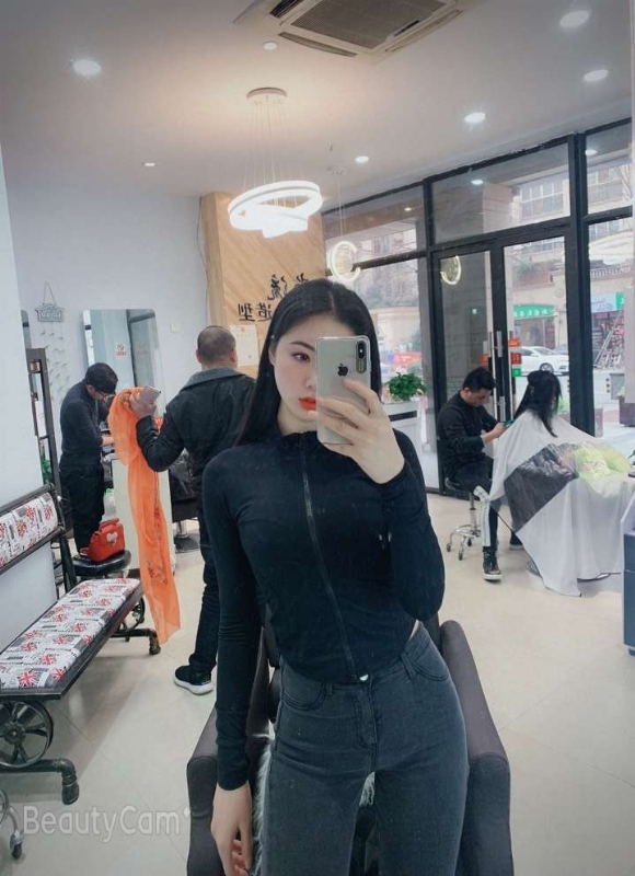 婷婷的第四张照片--贵港相亲服务中心