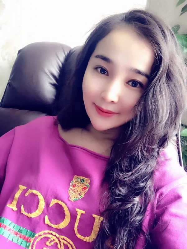 相拥未来的第二张照片--贵港相亲服务中心