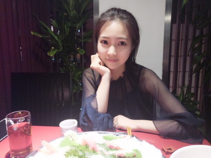 冰艳残阳的第三张照片--贵港相亲服务中心