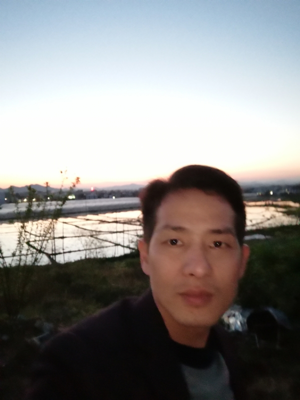 不忘初心的第一张照片--贵港相亲服务中心