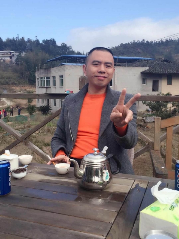 往生的第一张照片--贵港相亲服务中心