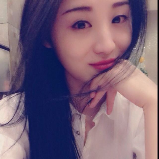 在水一方的第一张照片--贵港相亲服务中心