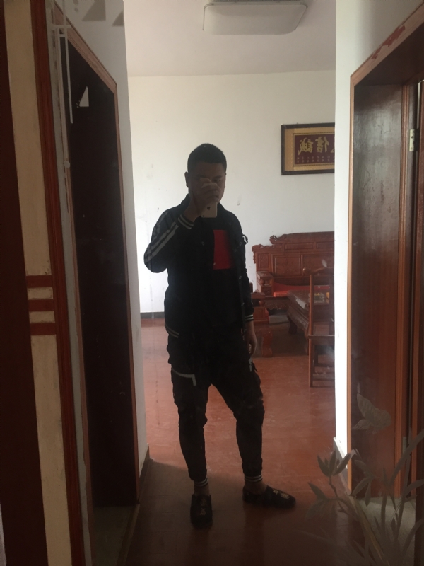 MC无所畏惧的第一张照片--贵港相亲服务中心