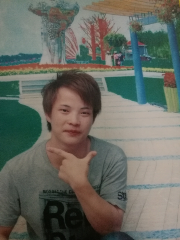 想有个家的第一张照片--贵港相亲服务中心