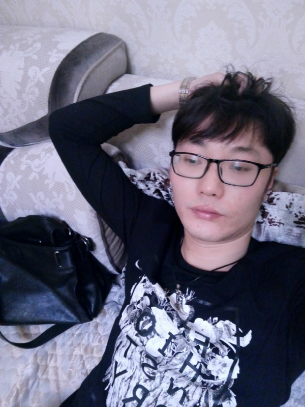 想事的猪的第一张照片--贵港相亲服务中心