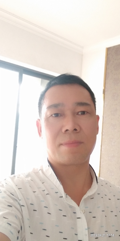 朝望大海的第一张照片--贵港相亲服务中心