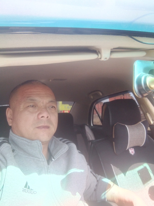 缘的第一张照片--贵港相亲服务中心