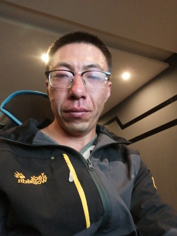 千年等你的第一张照片--贵港相亲服务中心