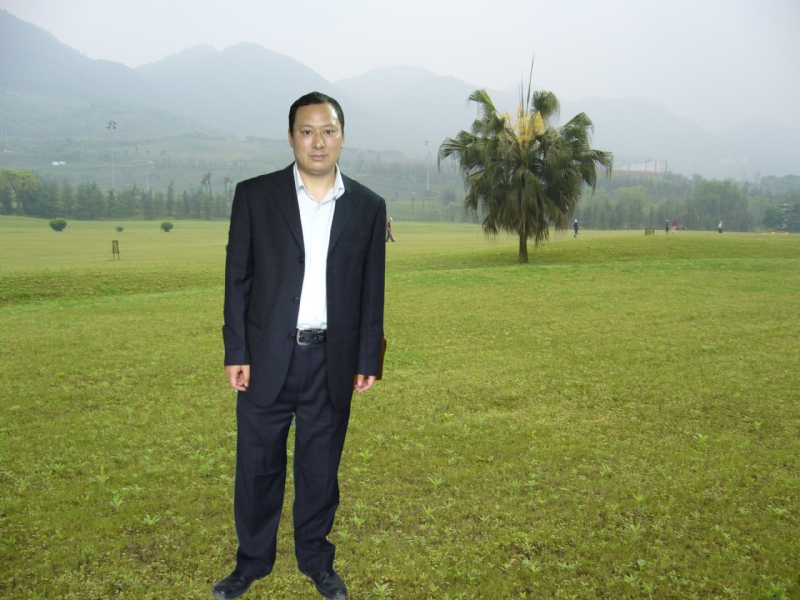 曹俊峰的第一张照片--贵港相亲服务中心