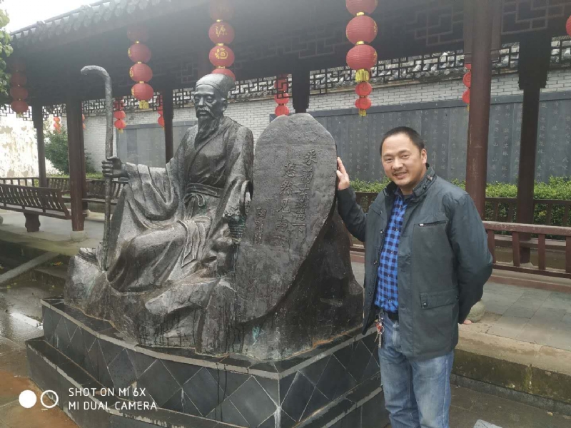 王鑫的第一张照片--贵港相亲服务中心