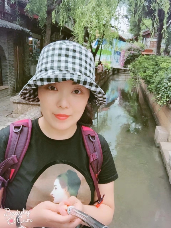 乐妞的第三张照片--贵港相亲服务中心