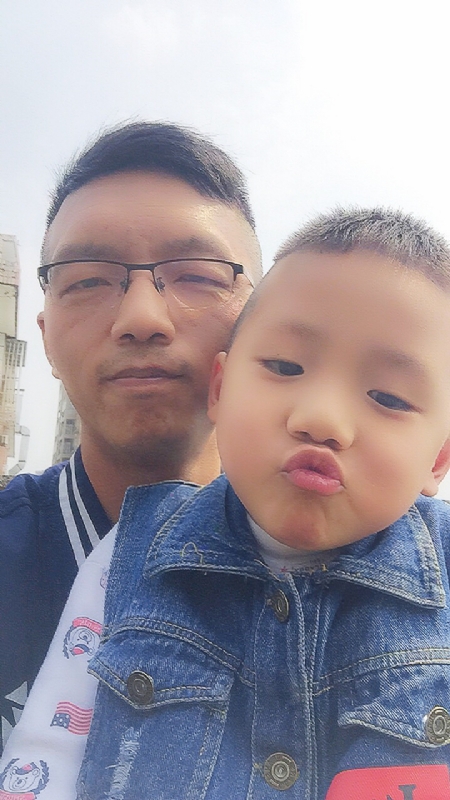 林松的第一张照片--贵港相亲服务中心